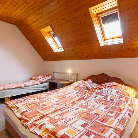 Kuesz By Interhome Siófok