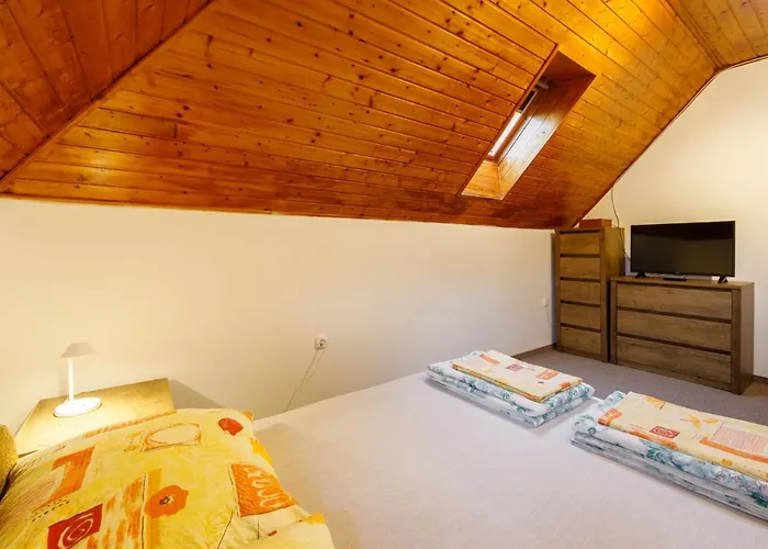 Kuesz By Interhome Lägenhet Siófok