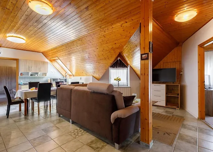 Kuesz By Interhome *