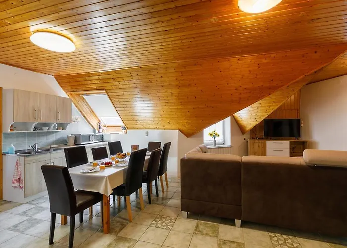 Kuesz By Interhome Lägenhet Siófok